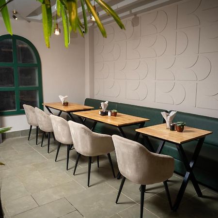 Hotel Gs Residency Guwahati Zewnętrze zdjęcie